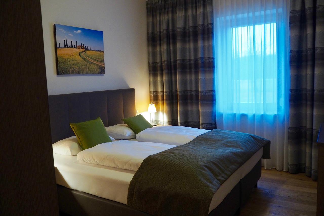 Mattone Aparthotel Lanzenkirchen Exterior foto